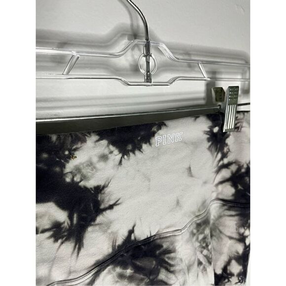 PINK Victoria's Secret Black & White Tie Dye High waisted Biker Shorts Size XS - Picture 4 of 7